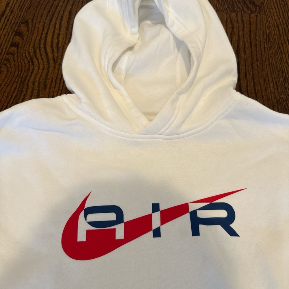 Nike Classic White Apparel